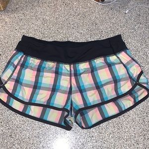 Lululemon Sports Short Speed Blue Black yellow Pink very Cute Sz 6 white under